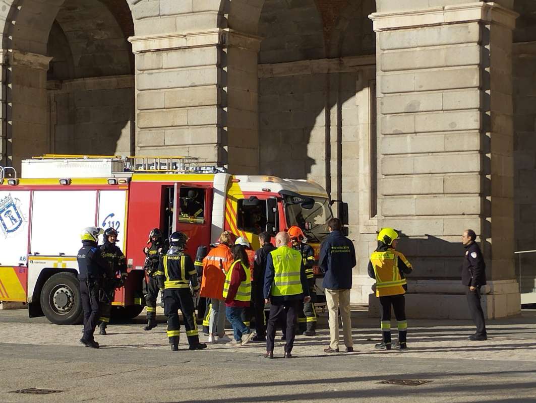 23/11/2023. El GREPAC participa en el simulacro de incendio en el Archivo General del Palacio Real, Patrimonio Nacional - 4
